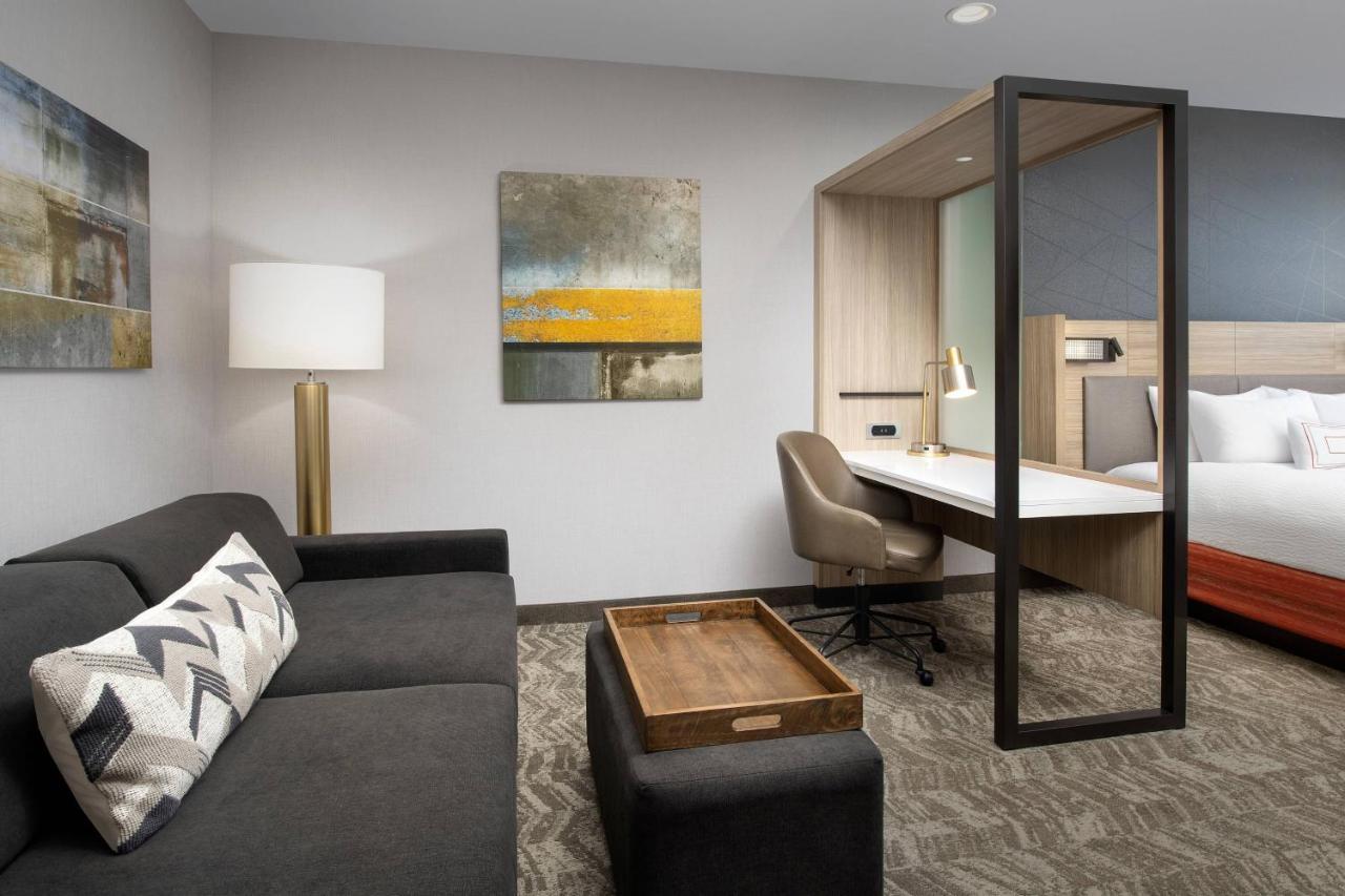 Springhill Suites By Marriott Loveland Fort Collins/Виндзор Экстерьер фото